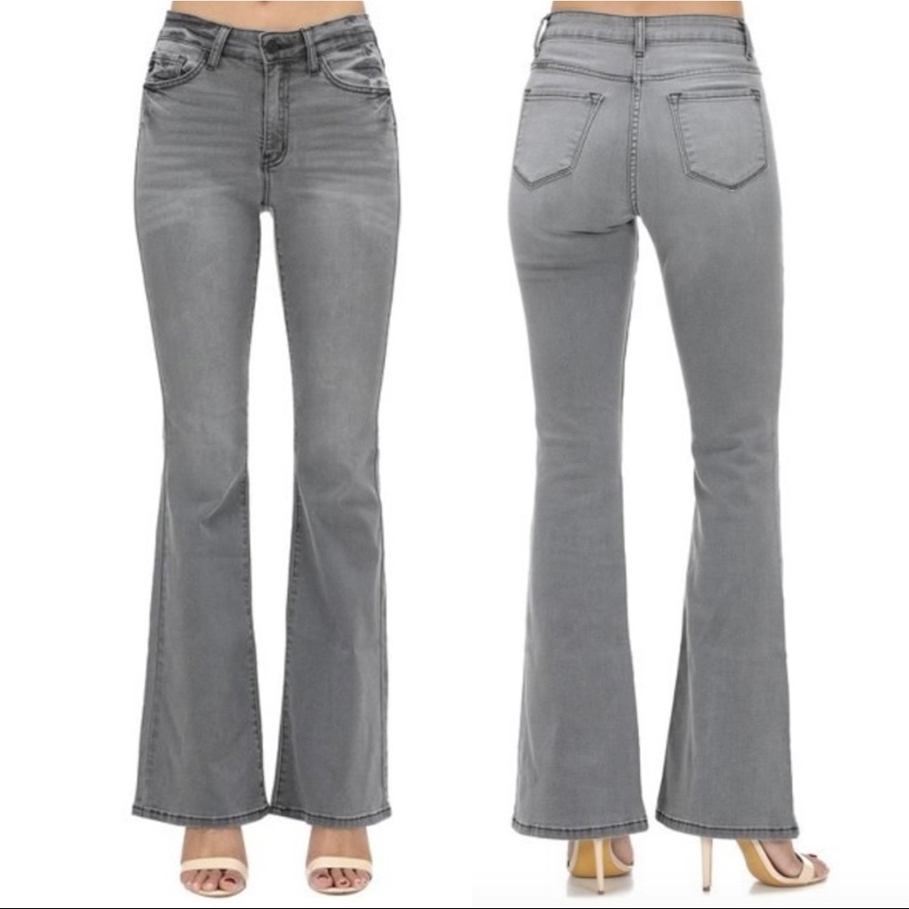 Kancan Mid Rise Flare Jeans Women’s Size 28 Gray Wash Stretch Denim Retro